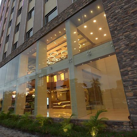 Hotel H - Sandhill Hotels Private Limited Ānand Exterior foto