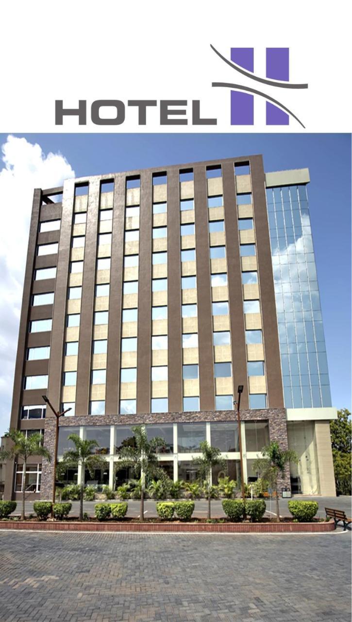 Hotel H - Sandhill Hotels Private Limited Ānand Exterior foto